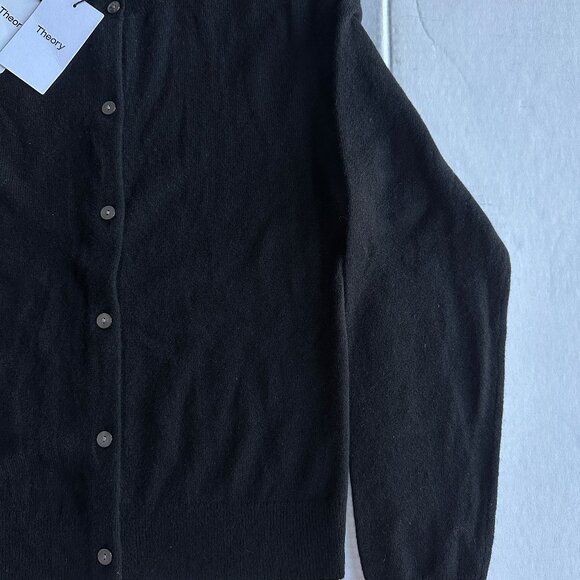 NWT Theory 100% Soft Cashmere Cardigan Black - Size Medium - Picture 7 of 10
